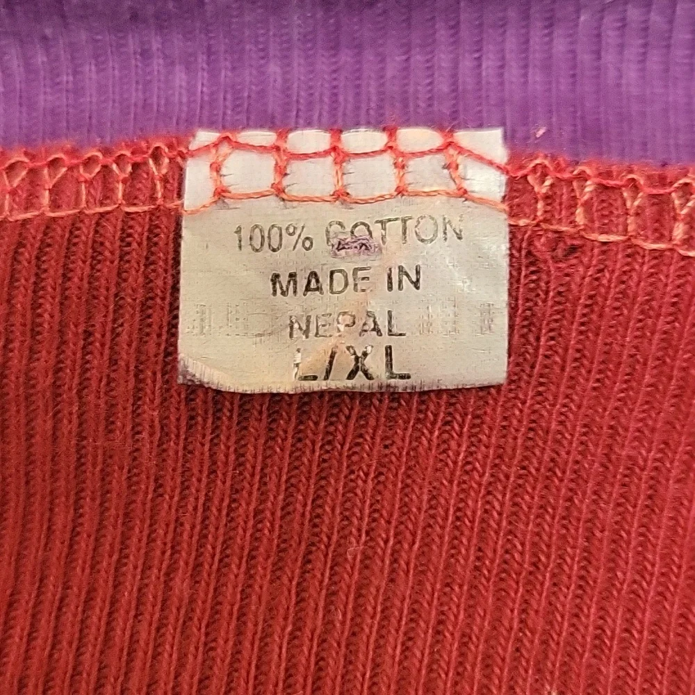 Multi colored sweatshirt with hood.Boho style. Size XL but actually seems like S - Picture 5 of 6